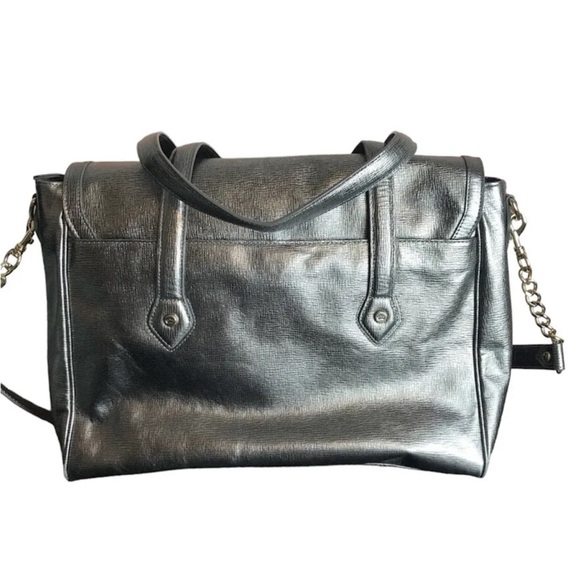 New Elaine Turner Aubrey Stamped Platinum Leather Large Shoulder Bag - Picture 2 of 12